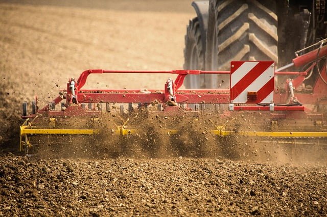 secondary tillage, harrowing, tillage importance 